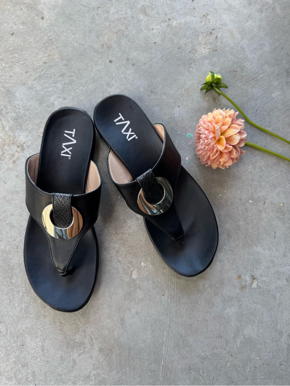 Black Metallic Ring Thong Sandals - Women's